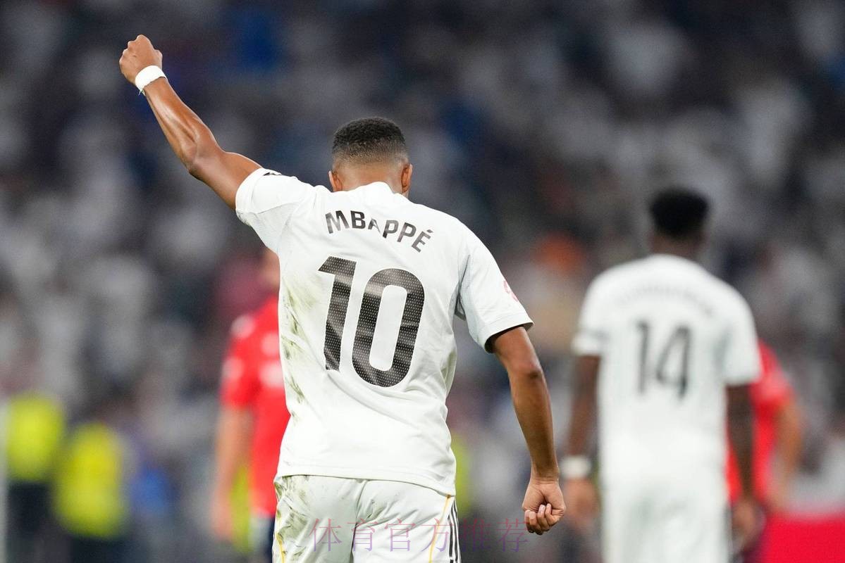 皇马想通过出售瓦拉内获得资金 在8月底签姆巴佩