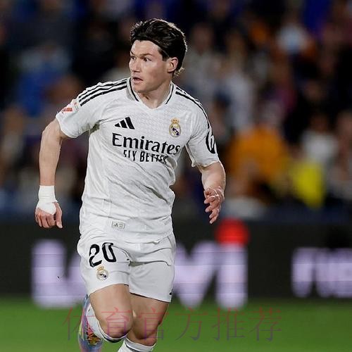 齐祖将在5月份告知弗洛伦蒂诺 是否继续留在皇马 齐祖将在5月份告知弗洛伦蒂诺 是否继续留在皇马