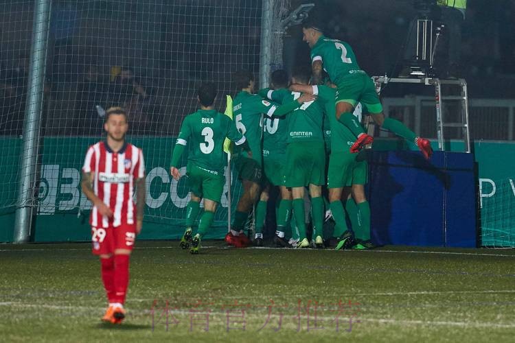 巴媒:雷尼尔外租多特蒙德两年达协议 巴媒:雷尼尔外租多特蒙德两年达协议